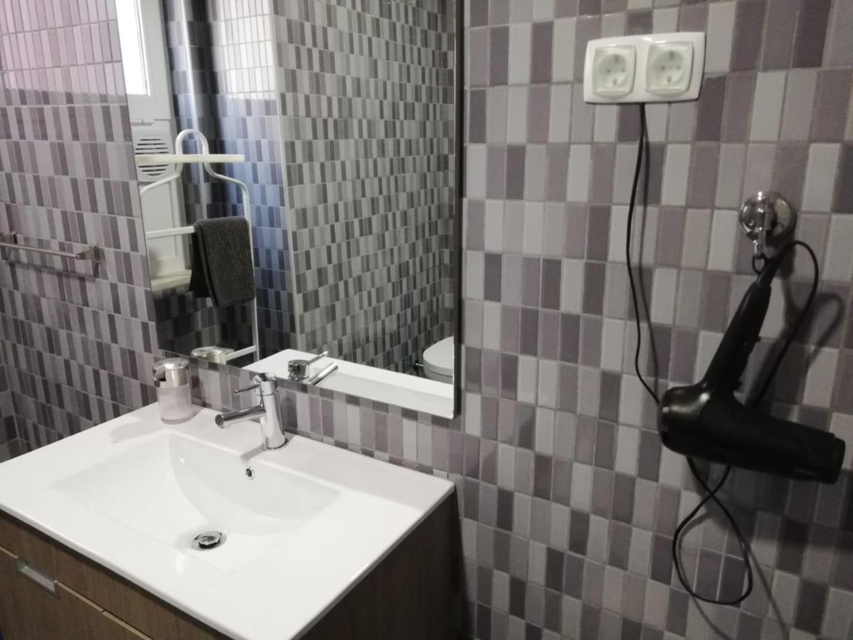 Bed&Shower Moscavide -Self Check-In Esterno foto