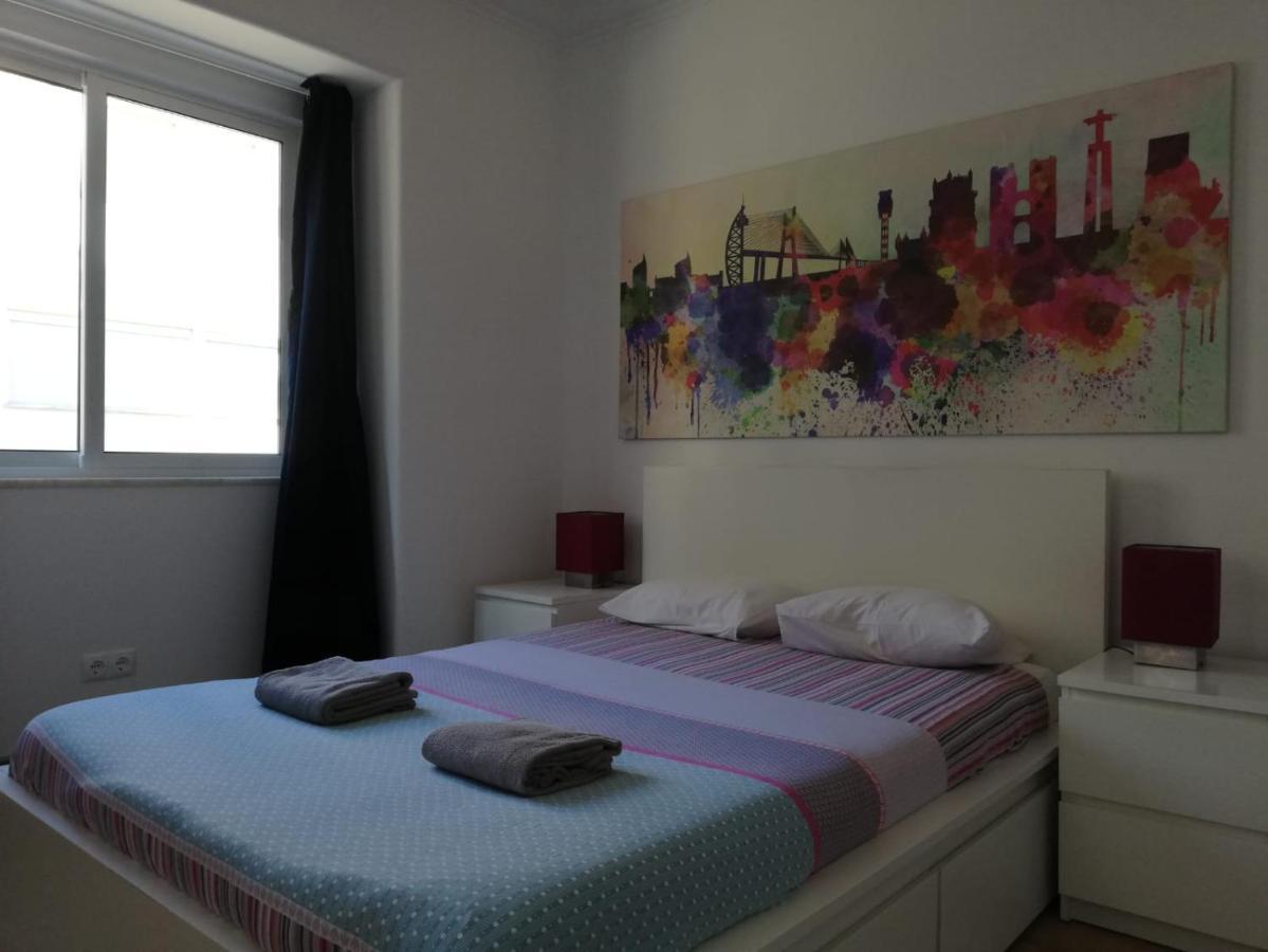 Bed&Shower Moscavide -Self Check-In Esterno foto